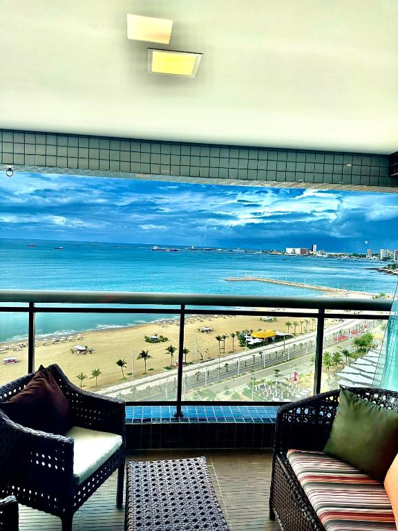 Ed Landscape Apt Luxo de 2 quartos Frente Mar